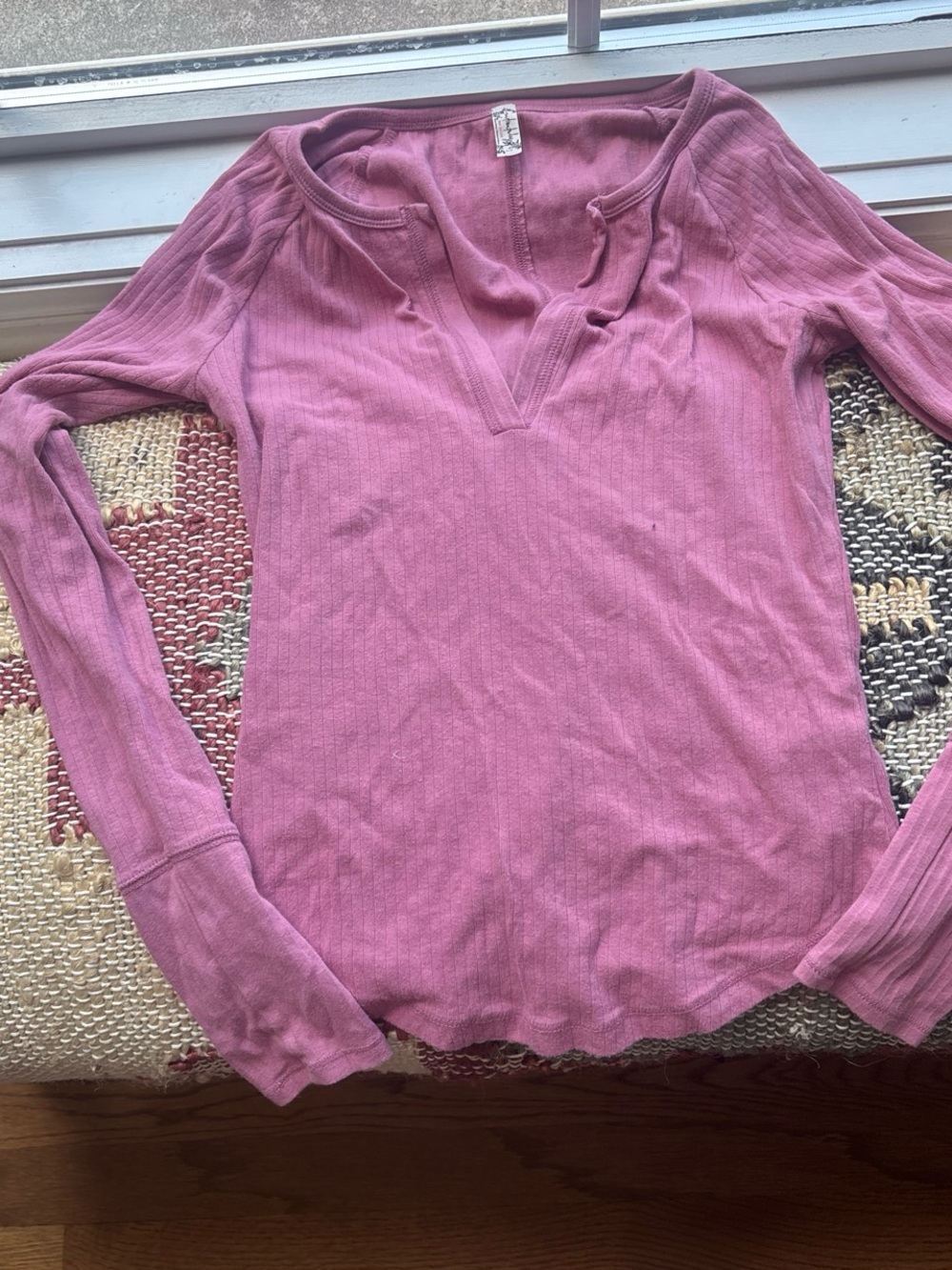 Free People Ribbed V-Neck Top in Dusty Rose Pink